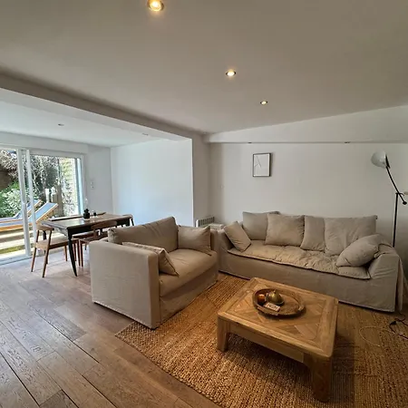 Apartment T2 Avec Grande Terrasse